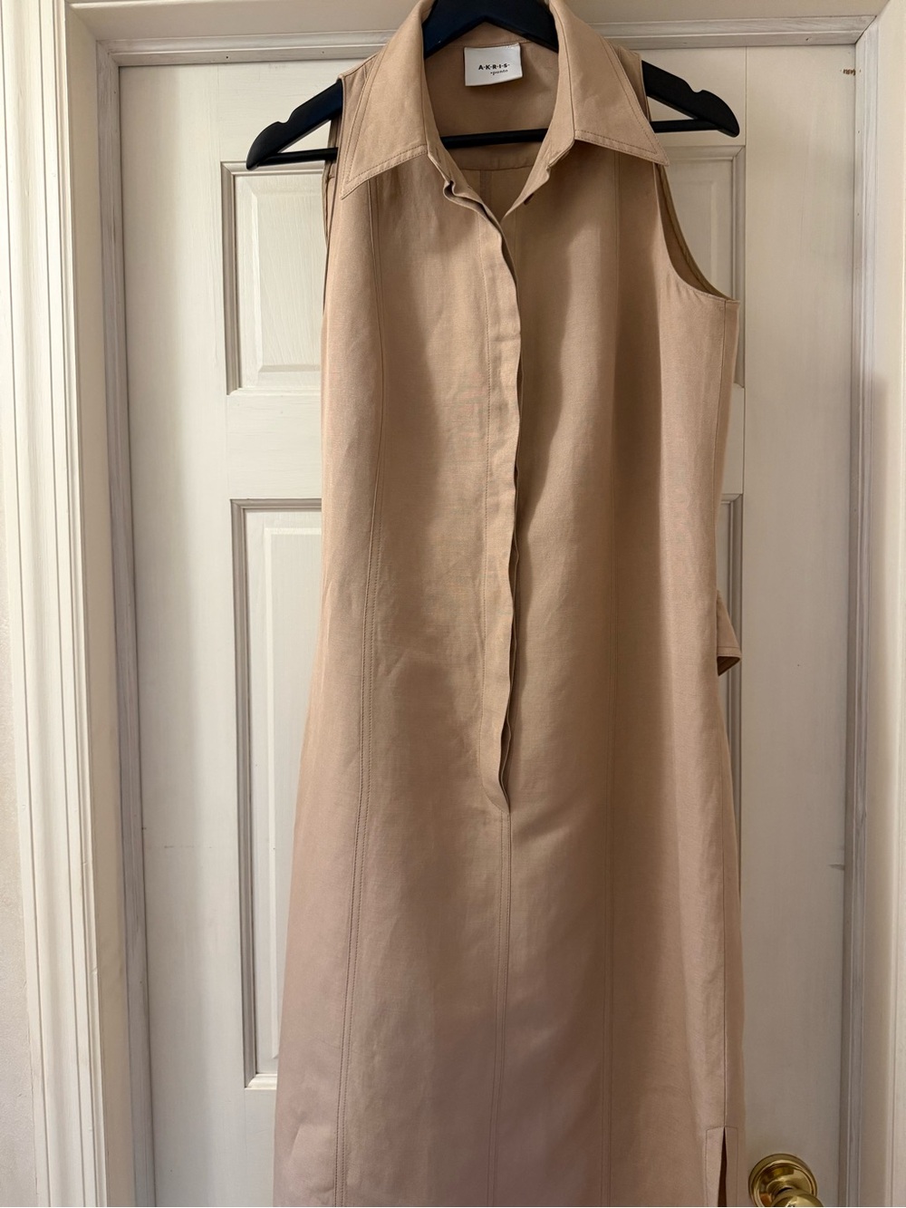 Akris  Punto Sleeveless Tan Shift Shirt Dress